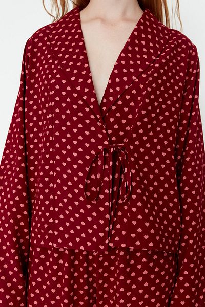 Trendyol Collection Detail vínové kravaty ve viskózovém tkaném pyžamu Thmaw22Pt0300