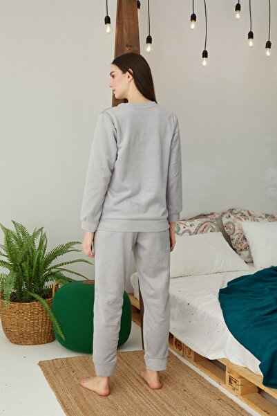 Siyah İnci Gri Alt-üst Polar Nakışlı Cepli Pijama Takım
