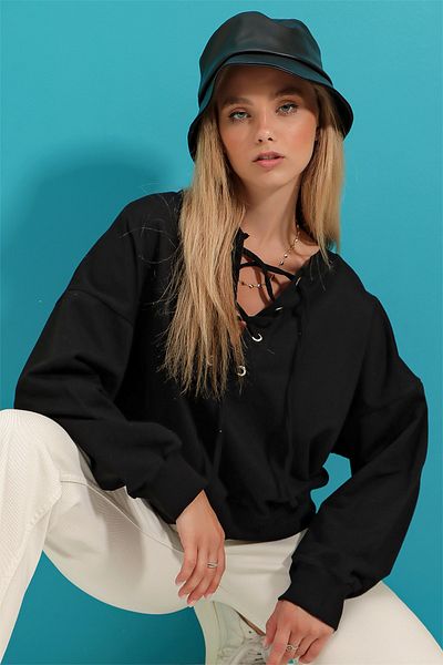 Trend Alaçatı Stili Dámská černá šněrovací oversize mikina MDA-1029