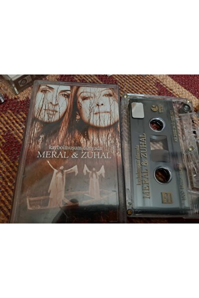 Boz Müzik ميرال زوهال أنا ضائعة في العالم طباعة الزجاج