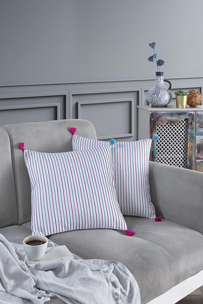 MaisonArt Pompoms 2-Piece Decorative Throw Pillow Case Pillow Case 100% Cotton 44x44 Cm