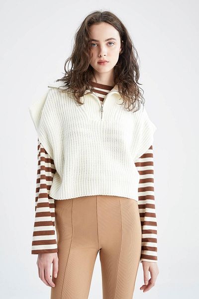 DeFacto Oversize Fit Polo Neck Half Zipper Sweater
