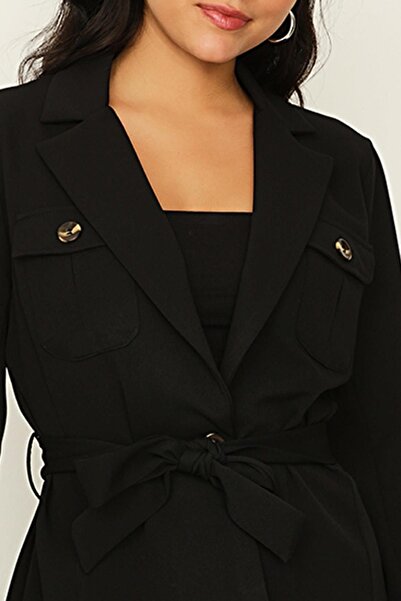 Select Moda Γυναικείο μπουφάν με μαύρο κουμπί που κλείνει