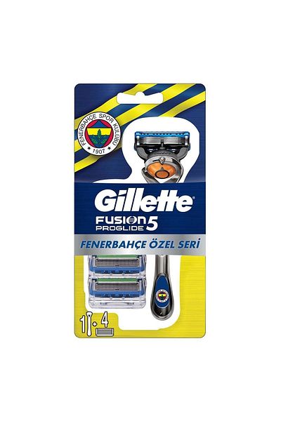 Gillette Fusion 5 Proglide Shaver + 4-Piece Spare Head Fenerbahçe Special Series