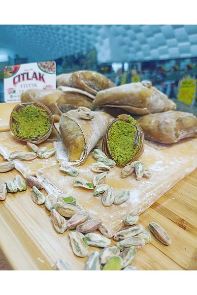 GURMECİOĞLU ANTEP Atom Amulet with Plenty of Pistachios