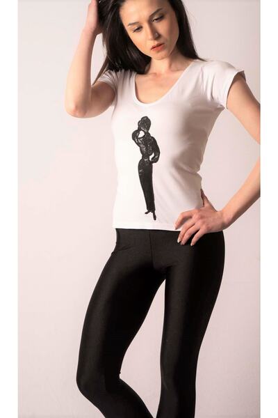 Kadın Tasarım Figür Beyaz Crop T-shirt
