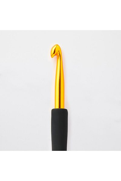 KnitPro Waves Gold Tip Silicone Handle Crochet 2.5 mm