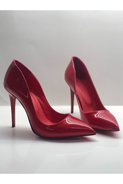 Num40S Kırmızı Rugan Stiletto Özel Ve Büyük Numara Yüksek Topuklu Ayakkabı