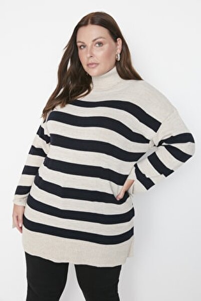 Trendyol Curve Plus Size Sweater 