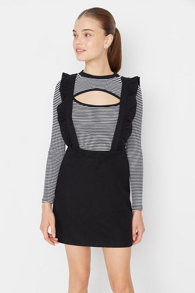 Trendyol Collection Schwarzes Mini-Gilet-Webkleid TWOAW20EL0292