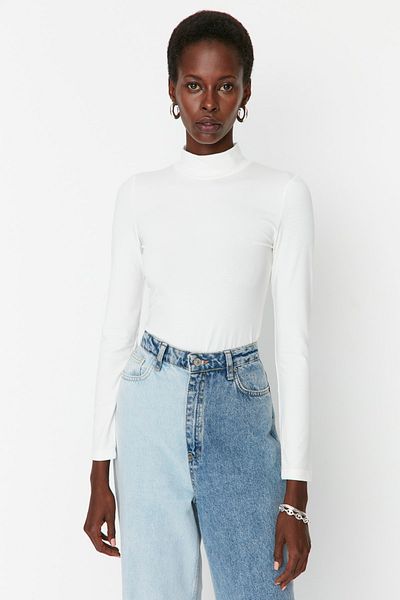 Trendyol Collection Ecru Stand Collar Snap Pletené tělo TWOAW21BD0008