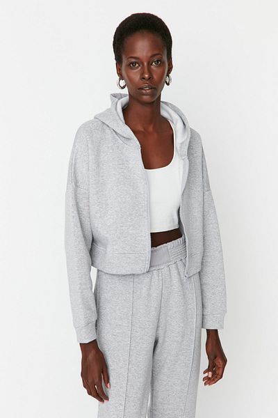 Trendyol Collection Šedá základní pletená mikina s kapucí a kapucí na zip TWOAW20SW0660