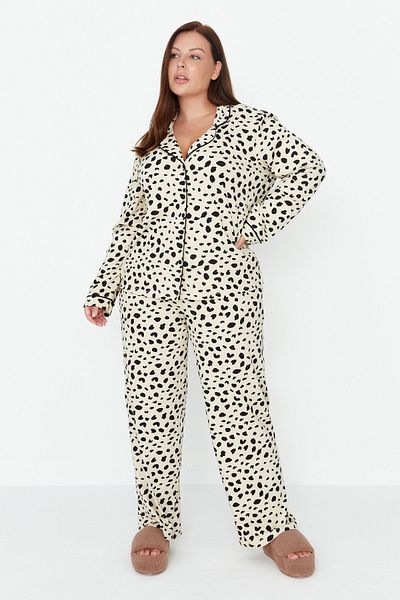 Trendyol Curve Colorful Animal Patterned Shirt Collar Pajamas Set - TBBAW23AI00015