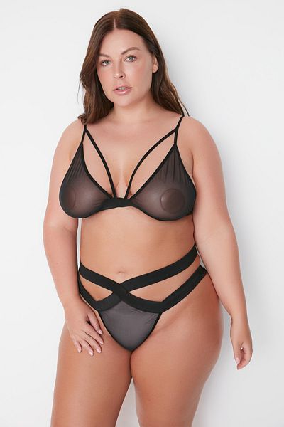 Trendyol Curve Schwarze Paspelierung, transparente Unterseite und Oberseite, Set TBSSS22DG00000