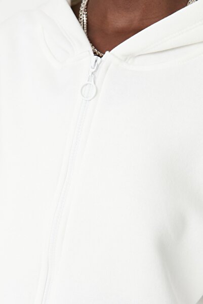Trendyol Collection Ecru Basic pletená mikina na zip s kapucí, tlustý fleece uvnitř TWOAW20SW0660