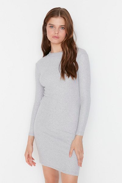 Trendyol Collection Šedé vypasované mini rolákové žebrované elastické pletené šaty TWOAW21EL2244