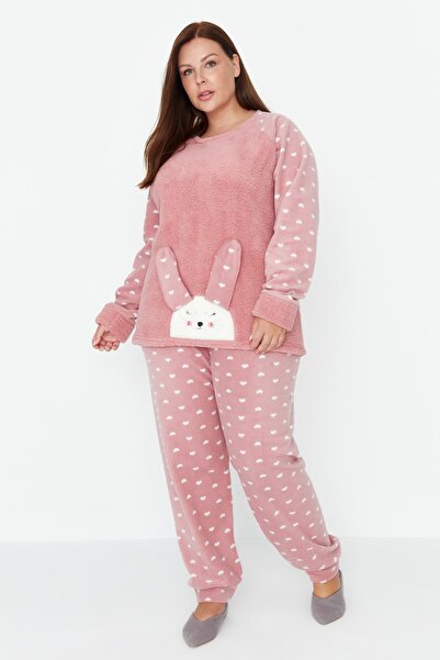 Trendyol Curve Große Größen in Pyjama-Set - Rosa - Mit Slogan