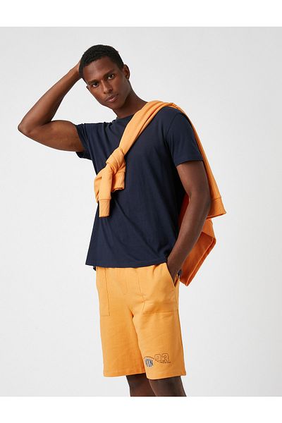 Koton Shorts mit College-Print