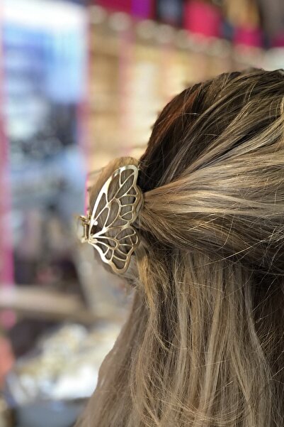 İnci Accessories مشبك معدني على شكل فراشة ذهبي