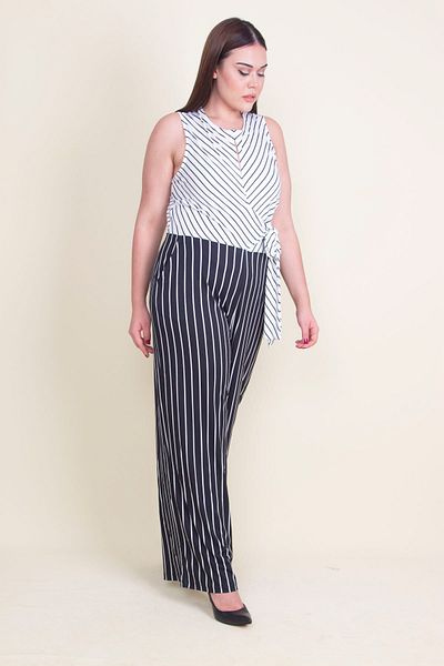 Şans Women's Large Size Black Collar and Waist Detailed Jumpsuit 65n33999