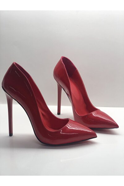 Num40S Kırmızı Rugan Stiletto Özel Ve Büyük Numara Yüksek Topuklu Ayakkabı