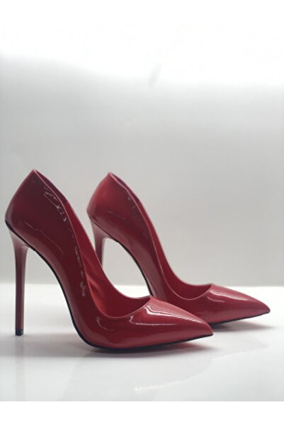Num40S Kırmızı Rugan Stiletto Özel Ve Büyük Numara Yüksek Topuklu Ayakkabı