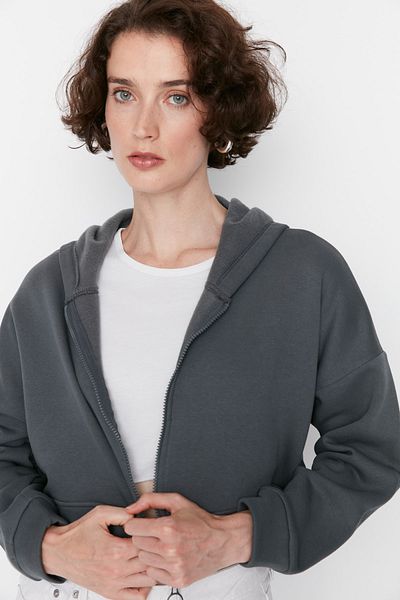 Trendyol Collection Anthrazit Basic Sweatshirt mit Reißverschluss und Kapuze, dickes Fleece innen, Strick TWOAW20SW0660