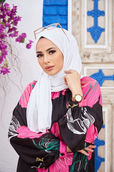 Naciye Sultan شال قطني ممشط باللون الأبيض