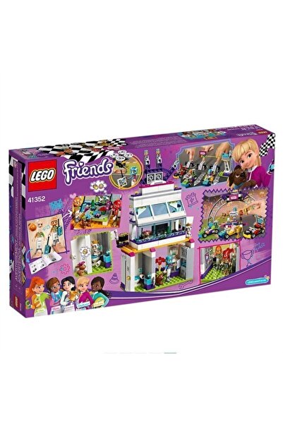 LEGO Friends Büyük Yarış Günü 41352