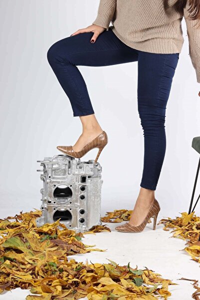 Elegant Ayakkabı Stiletto Kroko Mat Bej