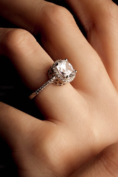 Kuyumcum Kare Kesim Baget Beyaz Altın Yüzük, Swaroski Taş Baget Yüzük, 14 Aya...