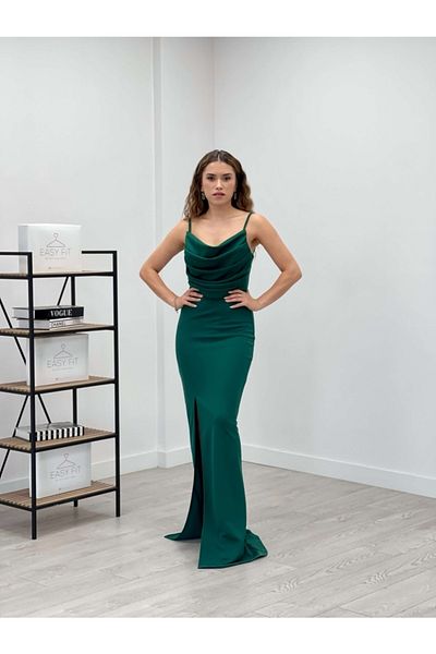 giyimmasalı Φόρεμα με λουράκι από ύφασμα κρεπ - Emerald Green