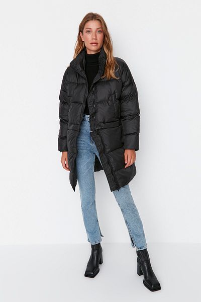 Trendyol Collection Schwarze, übergroße, lang-kurze, optional nutzbare Pufferjacke TWOAW23MO00197