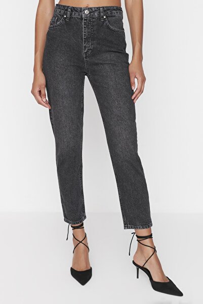 Trendyol Collection Anthracite High Waist Mom Jeans TWOSS22JE0274