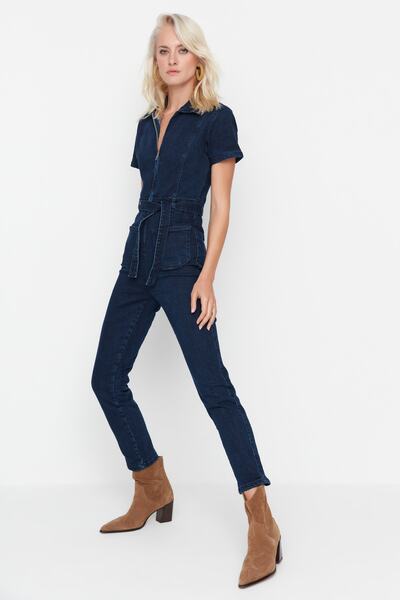 Trendyol Collection Detailní džínová kombinéza s páskem na zip v námořnické modré TWOSS20TU0086