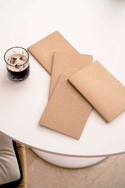 Matt Notebook Set de caiete A5 4 buc. Cusut croitor cu rigle Kraft reciclat