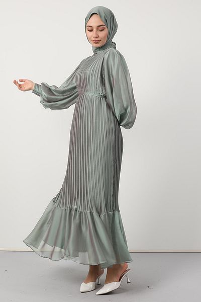 Giza Giyim Rochie de seară plisată de culoare mentă Janjan - Design reflectorizant