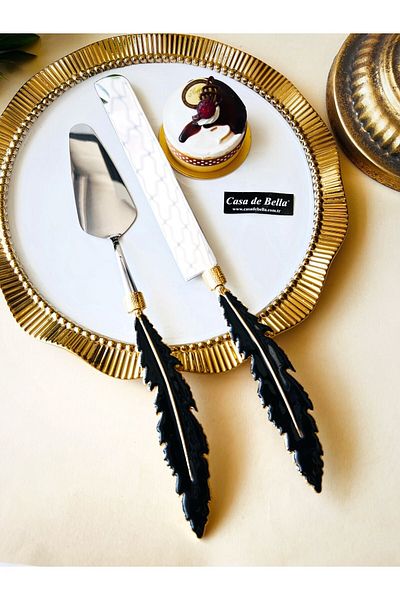 CASA DE BELLA 2 Piece Feather Pattern Cake Serving Set