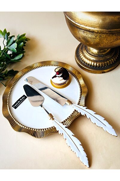CASA DE BELLA 2 Piece Feather Pattern Cake Serving Set