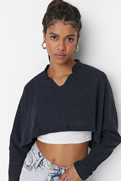 Trendyol Collection Námořnická modrá Super Crop Pletená halenka s dlouhým rukávem Vzhled Pletená halenka TWOAW21BZ1213