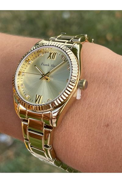 Frank Alex Women's Wristwatch - Stylish and Functional Design
