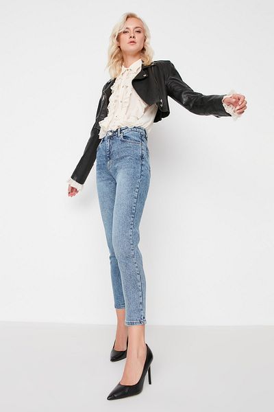 Trendyol Collection Blue High Bel Mom Jeans TWOSS22JE0432