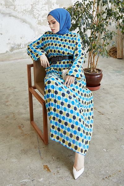 InStyle Φόρεμα σιφόν Nerisa πουά με ζώνη - Indigo