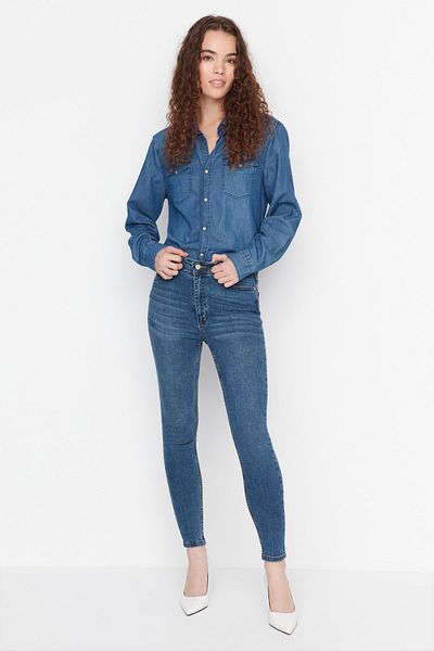 Trendyol Collection Вузькі джинси Mavi із заниженою талією TWOAW23JE00165