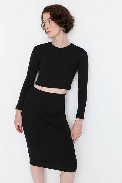 Trendyol Collection Fekete Crop Crew Neck bordázott, rugalmas kötött felső és alsó készlet TWOAW22AU0496