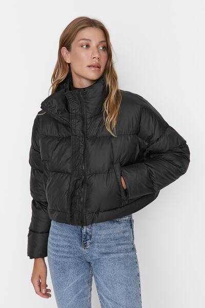 Trendyol Collection Černá Oversize Dlouhá Krátká Použitelná Volitelná Puffer Bunda TWOAW23MO00197