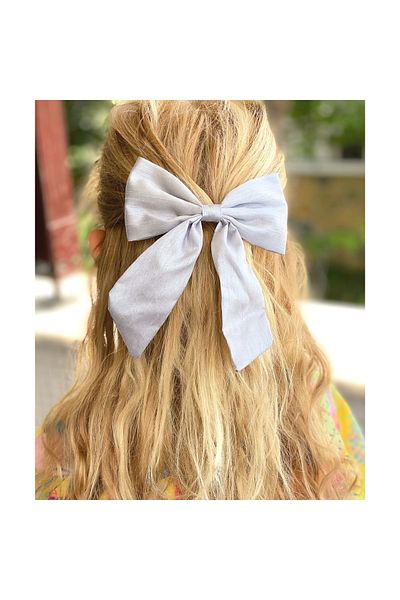 QUEEN AKSESUAR Fashion Trend Organza Shiny Tail Bow Metal Clip Buckle Gray