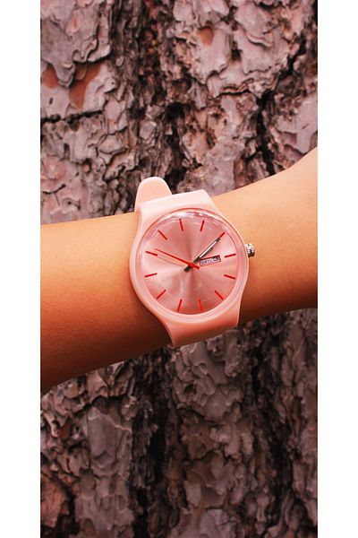 Ricardo Silicone Strap Unisex Wristwatch Pink