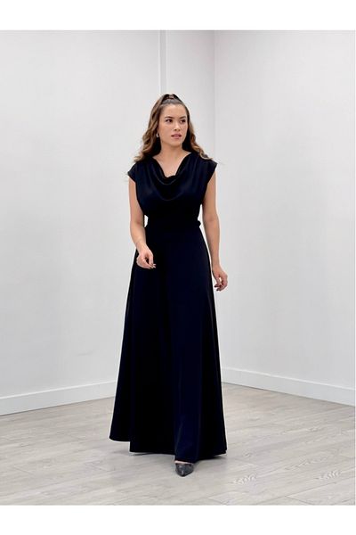 giyimmasalı Crepe Fabric Degaje Collar Dress - Black