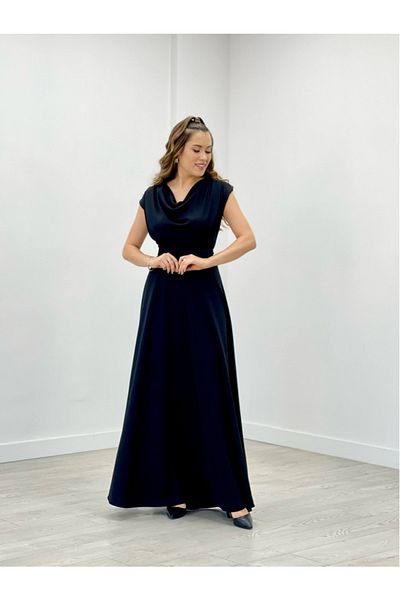 giyimmasalı Crepe Fabric Degaje Collar Dress - Black